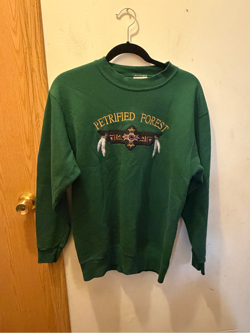(M) Vintage Crewneck